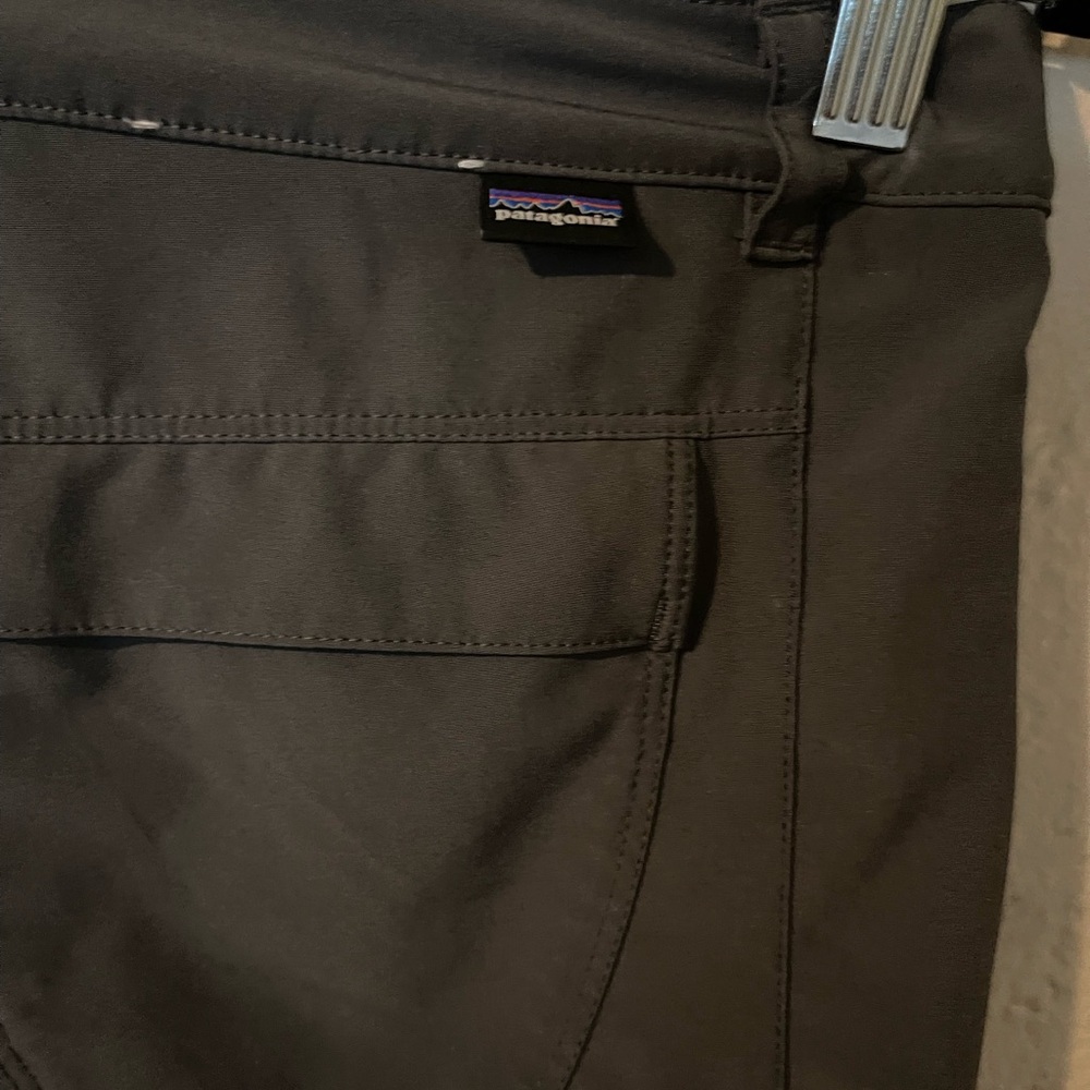 Patagonia Dark Gray Capri Pants - Picture 6 of 7